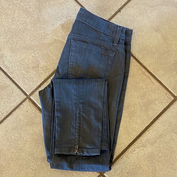 Jeans - Picture 6 of 7